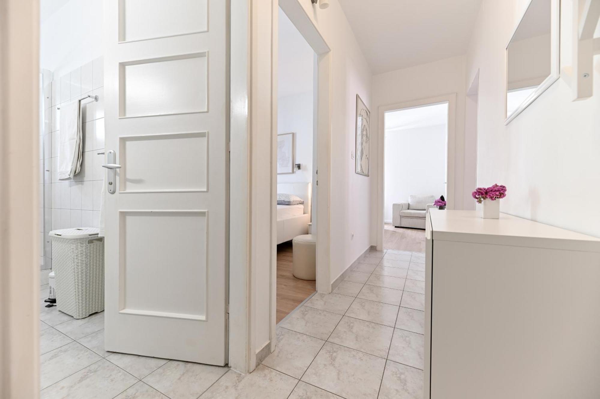 Near Zadar City Center Apartment With Free Parking And Air Condition In Each Room Екстер'єр фото