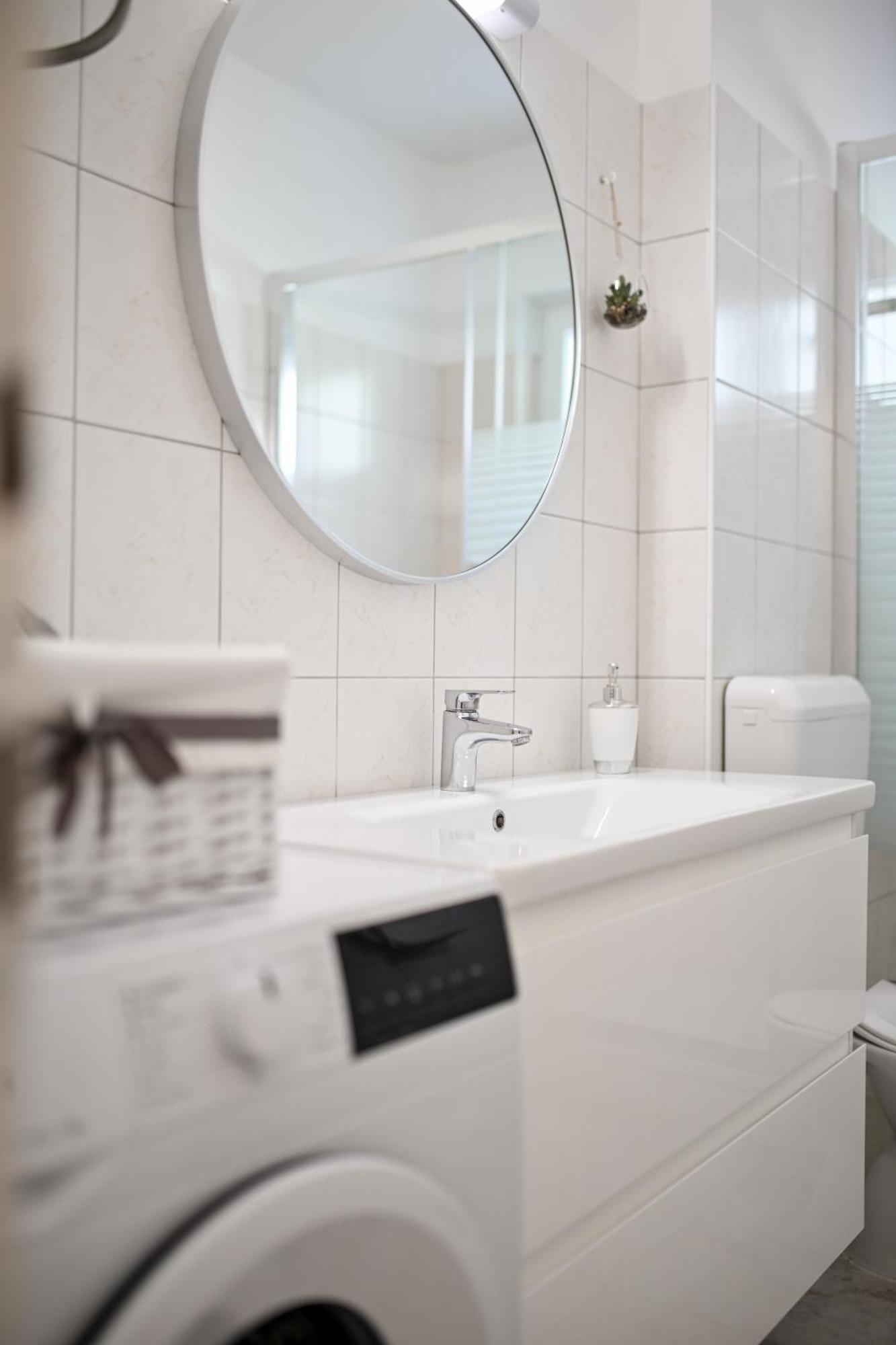 Near Zadar City Center Apartment With Free Parking And Air Condition In Each Room Екстер'єр фото