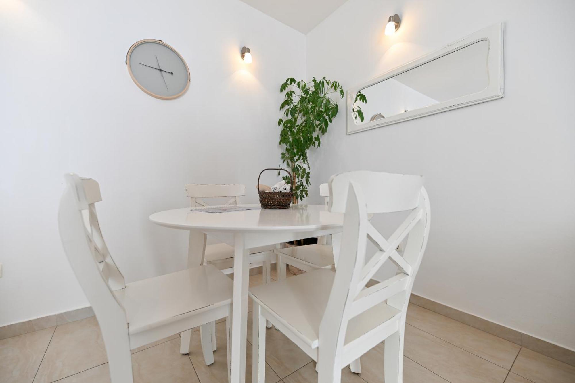 Near Zadar City Center Apartment With Free Parking And Air Condition In Each Room Екстер'єр фото